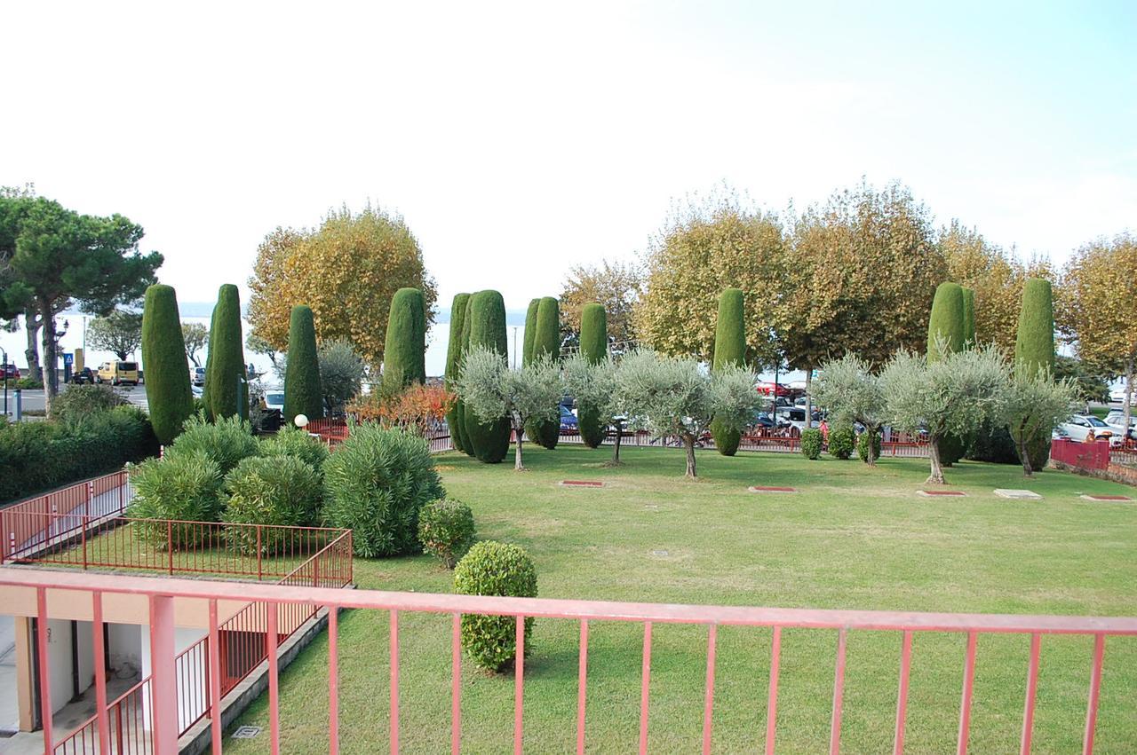 Barcone 1 Lejlighed Sirmione Eksteriør billede